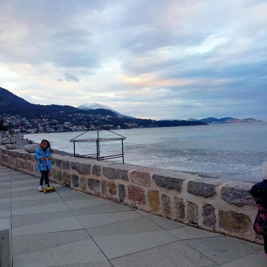 Anika Hotel Sutomore Kültér fotó